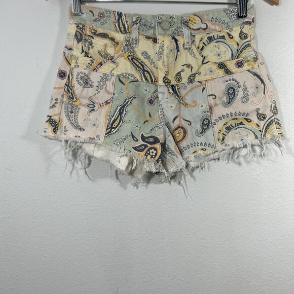 BLANKNYC Denim Shorts Womens 27 The Barrow Paisley Cut Off High Rise Frayed Hem - Picture 1 of 6